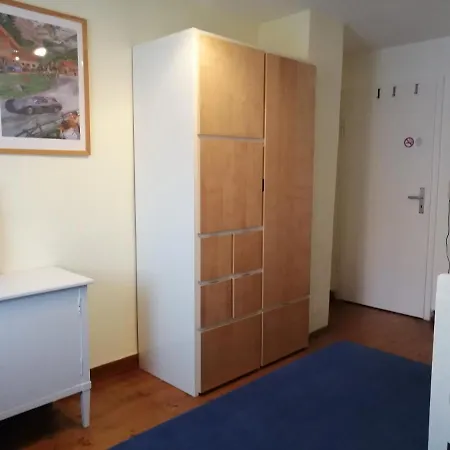 & Familie Trescher Homestay Tuebingen