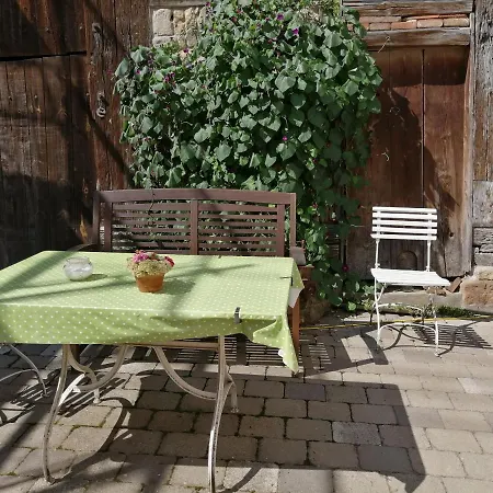 & Familie Trescher Tuebingen