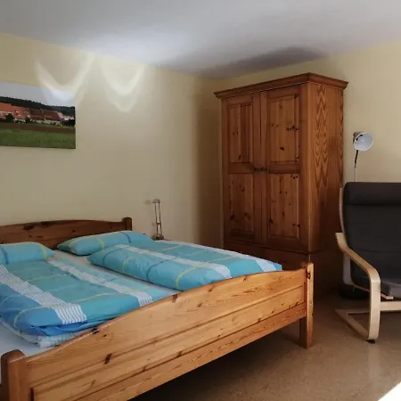 & Familie Trescher Homestay