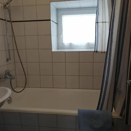 Rum i privatbostad & Familie Trescher